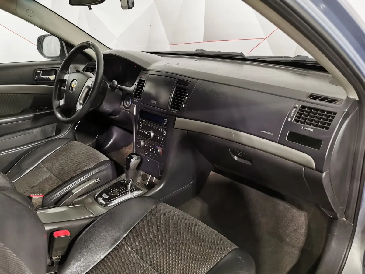 Chevrolet Epica 2.0 AT (143 л.с.) Серый в АВИЛОН. Слайд №10