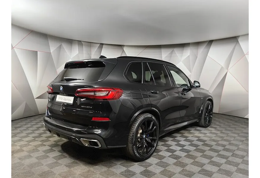 BMW X5 xDrive30d Steptronic (249 л.с.) M Sport Plus Черный в АВИЛОН. Слайд №2