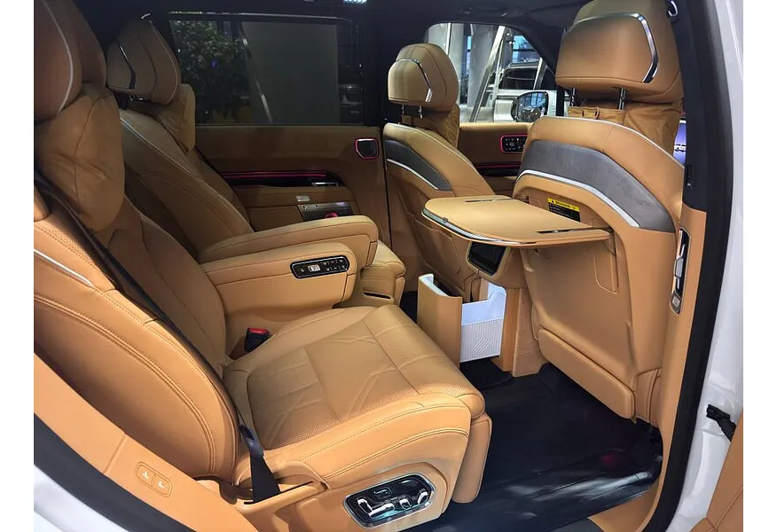 Zeekr 9X 2.0h AT 4WD (1177 л.с.) Max Белый в АВИЛОН. Слайд №8