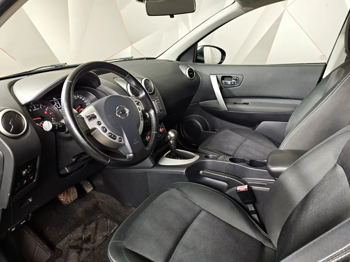 Nissan Qashqai 1.6 CVT FWD (117 л.с.) SE Коричневый в АВИЛОН. Слайд №19