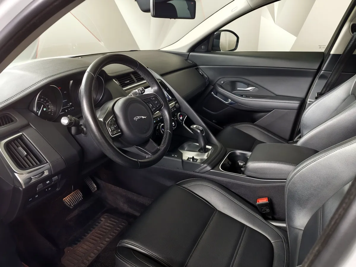 Jaguar E-Pace P200 AT AWD (200 л.с.) S Белый в АВИЛОН. Слайд №19
