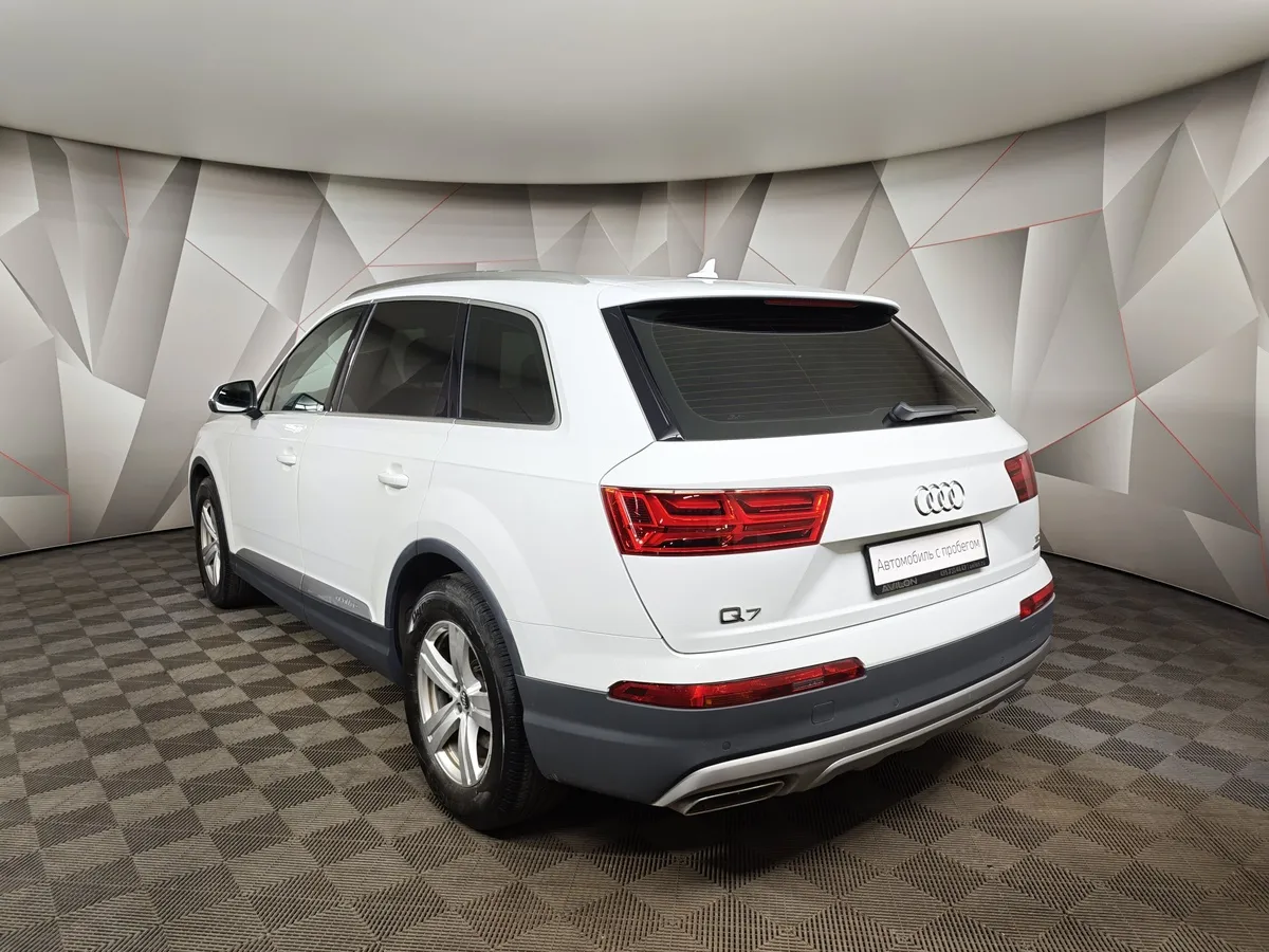 Audi Q7 3.0 TDI Tiptronic quattro (249 л.с.) Белый в АВИЛОН. Слайд №4