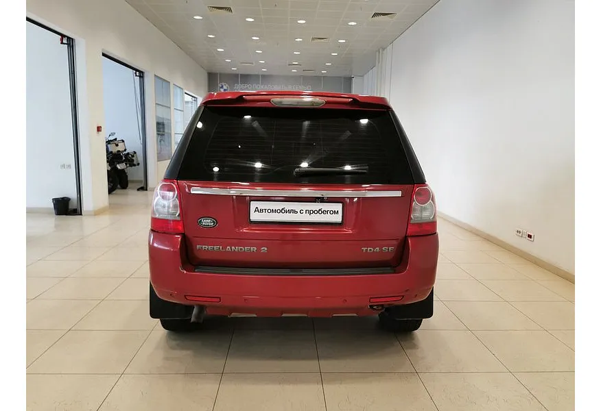 Land Rover Freelander 2.2 TD4 AT (150 л.с.) S Красный в АВИЛОН. Слайд №8