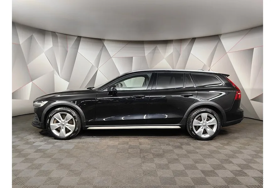 Volvo V60 Cross Country 2.0 T5 AT AWD (250 л.с.) Cross Country Plus Черный в АВИЛОН. Слайд №5