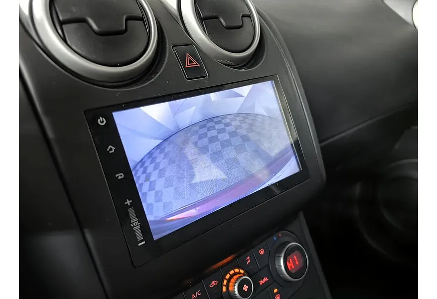 Nissan Qashqai 2.0 CVT FWD (141 л.с.) XE Красный в АВИЛОН. Слайд №19