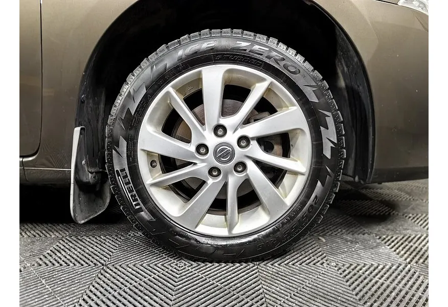 Nissan Sentra 1.6 CVT (117 л.с.) Бежевый в АВИЛОН. Слайд №9