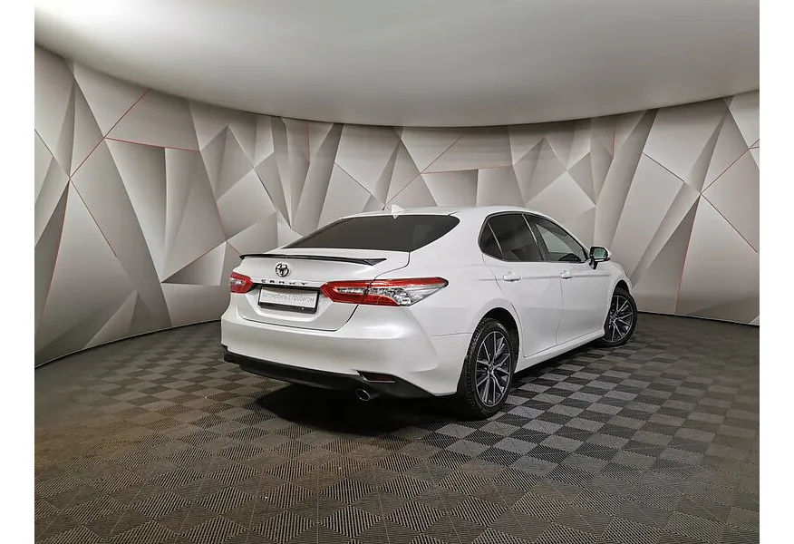 Toyota Camry 2.5 AT (200 л.с.) Белый в АВИЛОН. Слайд №7
