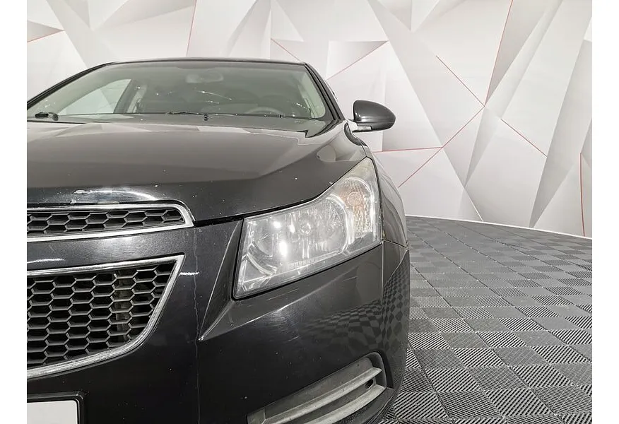 Chevrolet Cruze 1.6 MT (109 л.с.) Черный в АВИЛОН. Слайд №10