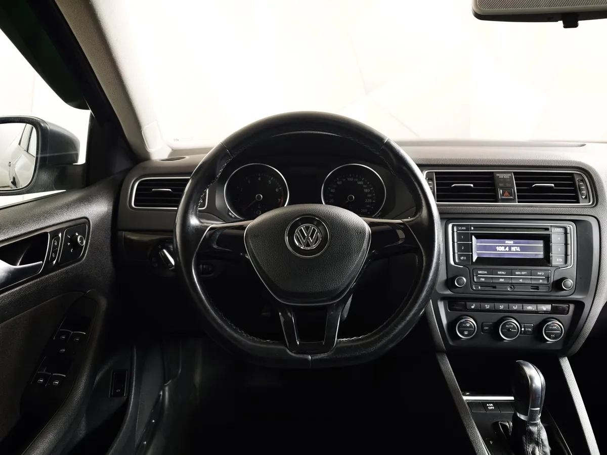 Volkswagen Jetta 1.6 AT (105 л.с.) Comfortline Серый в АВИЛОН. Слайд №19