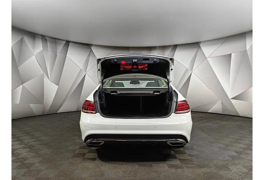 АВИЛОН - Mercedes-Benz E-Класс E 200 T BlueEfficiency 7G-Tronic Plus (184 л.с.) Белый - slide 19