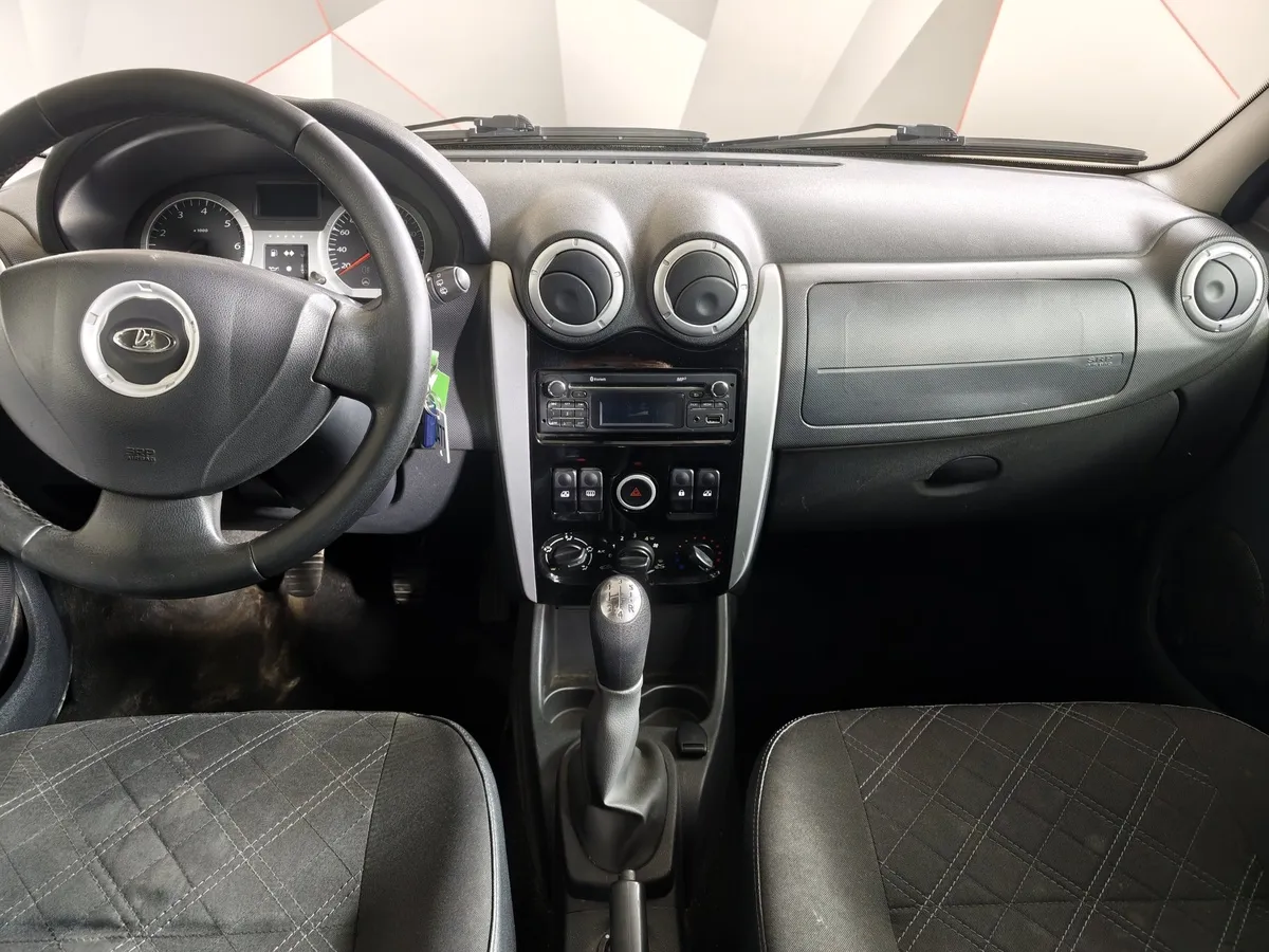 ВАЗ (Lada) Largus 1.6 MT 16 кл (5 мест) (102 л.с.) KS045-52-X00 Luxe Бежевый в АВИЛОН. Слайд №13