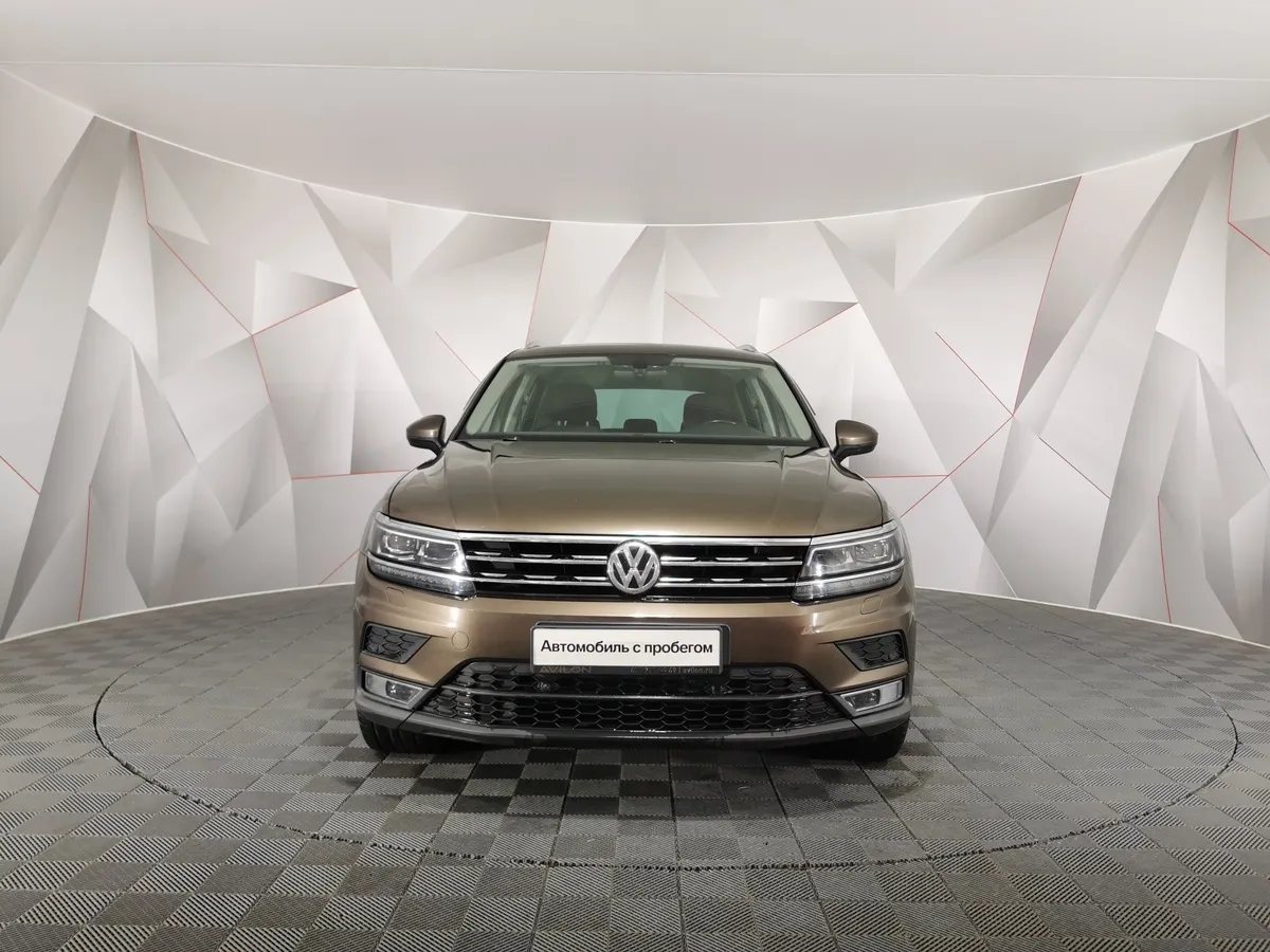Volkswagen Tiguan 1.4 TSI 4Motion DSG (150 л.с.) Highline Коричневый в АВИЛОН. Слайд №7