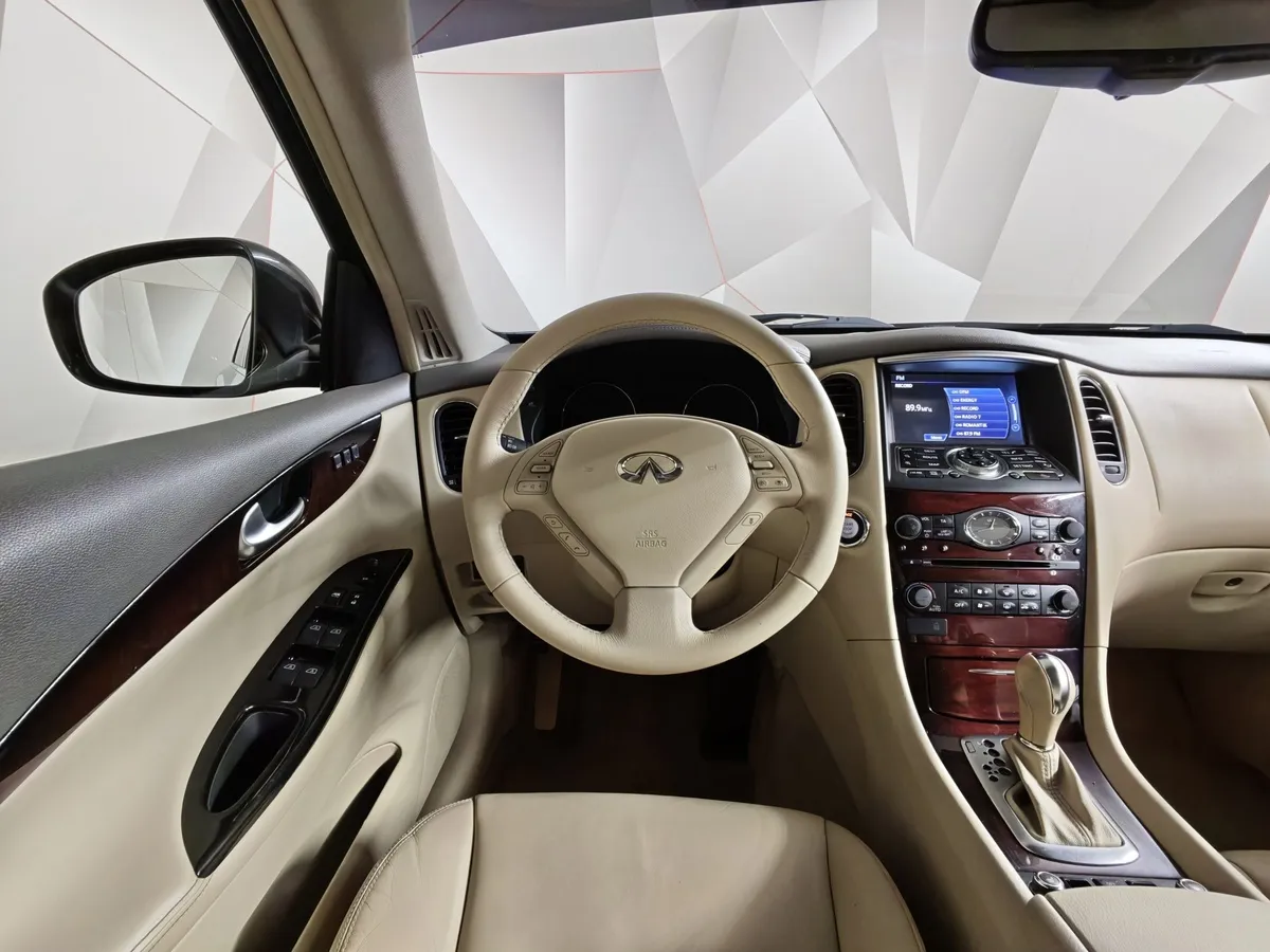 Infiniti QX50 2.5 AT AWD (222 л.с.) Черный в АВИЛОН. Слайд №19