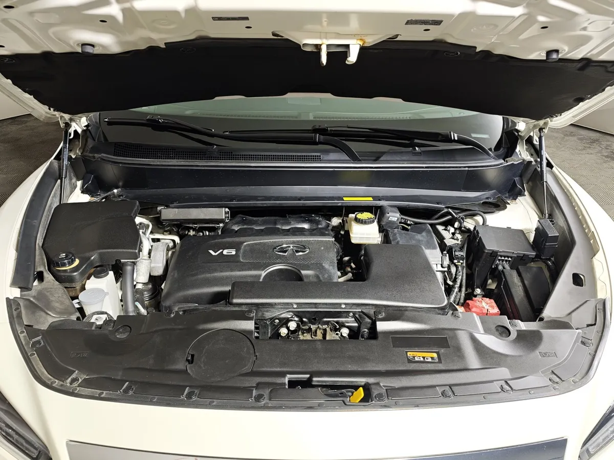 Infiniti QX60 3.5 CVT 4WD (283 л.с.) Premium Белый в АВИЛОН. Слайд №11