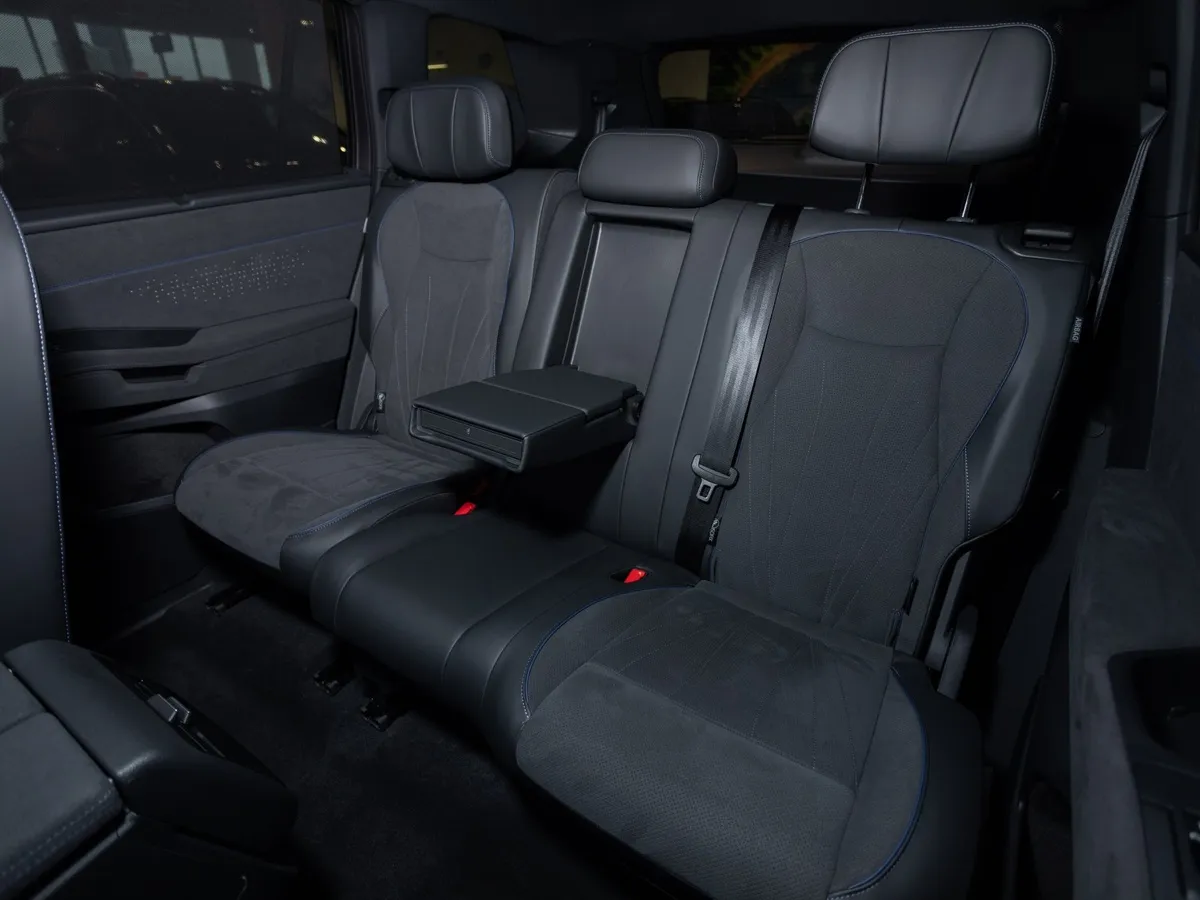 Volkswagen Teramont PRO 2.0 TSI 7DSG 4Motion (272 л.с.) R-Line Белый в АВИЛОН. Слайд №10
