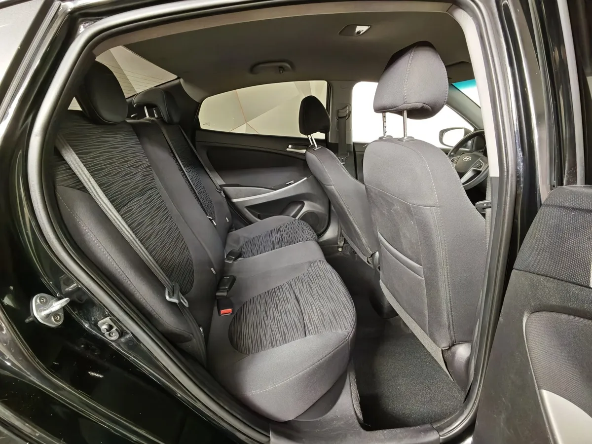 Hyundai Solaris 1.6 AT (123 л.с.) Classic Черный в АВИЛОН. Слайд №16
