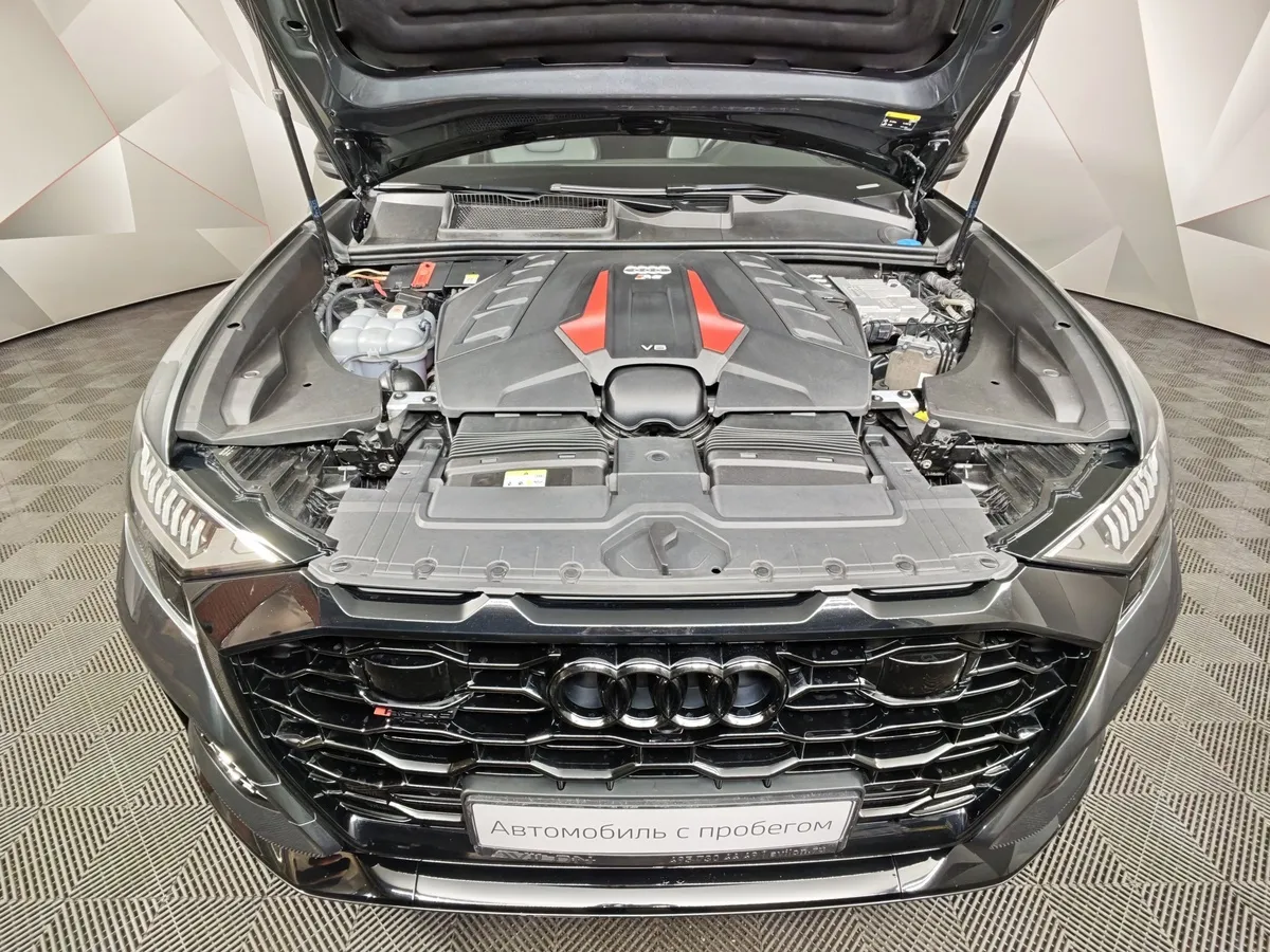 Audi RS Q8 4.0 TFSI tiptronic quattro (600 л.с.) Серебристый в АВИЛОН. Слайд №11