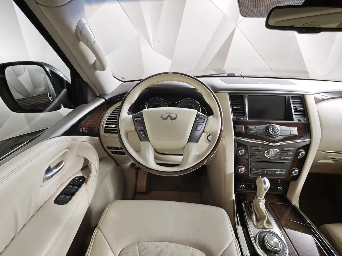 Infiniti QX-Series QX56 AT (405 л.с.) Черный в АВИЛОН. Слайд №20