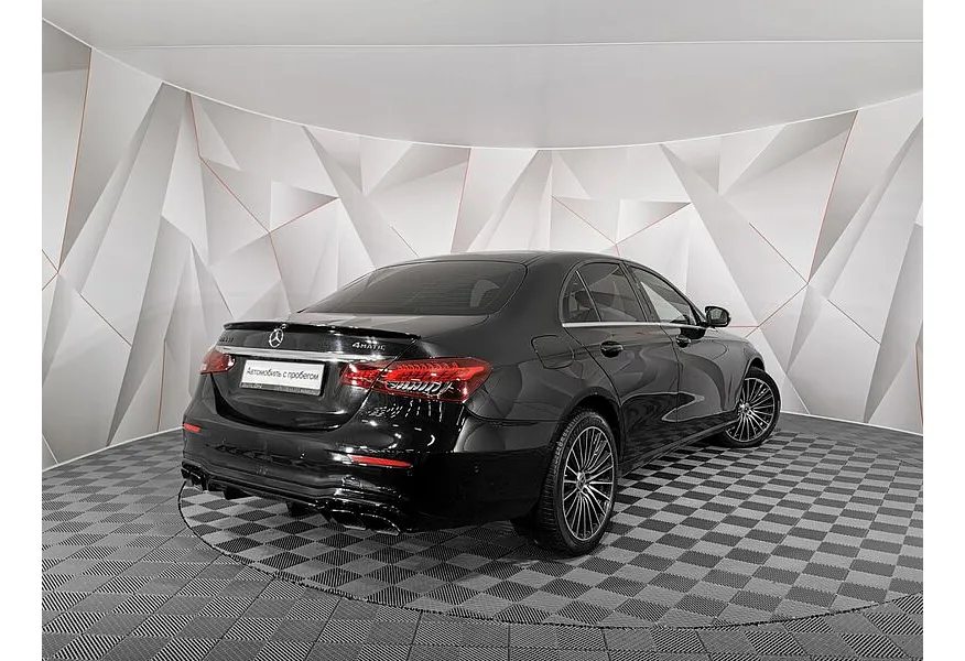 LIVE. Слайд №8