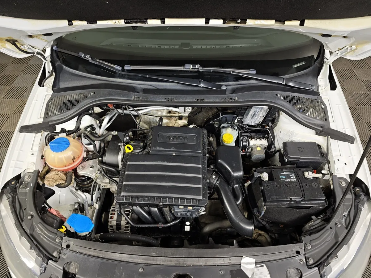 Skoda Rapid 1.6 MT (90 л.с.) Белый в АВИЛОН. Слайд №11