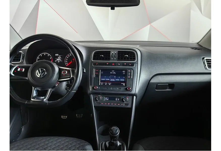 Volkswagen Polo 1.6 MT (105 л.с.) Trendline Белый в АВИЛОН. Слайд №15