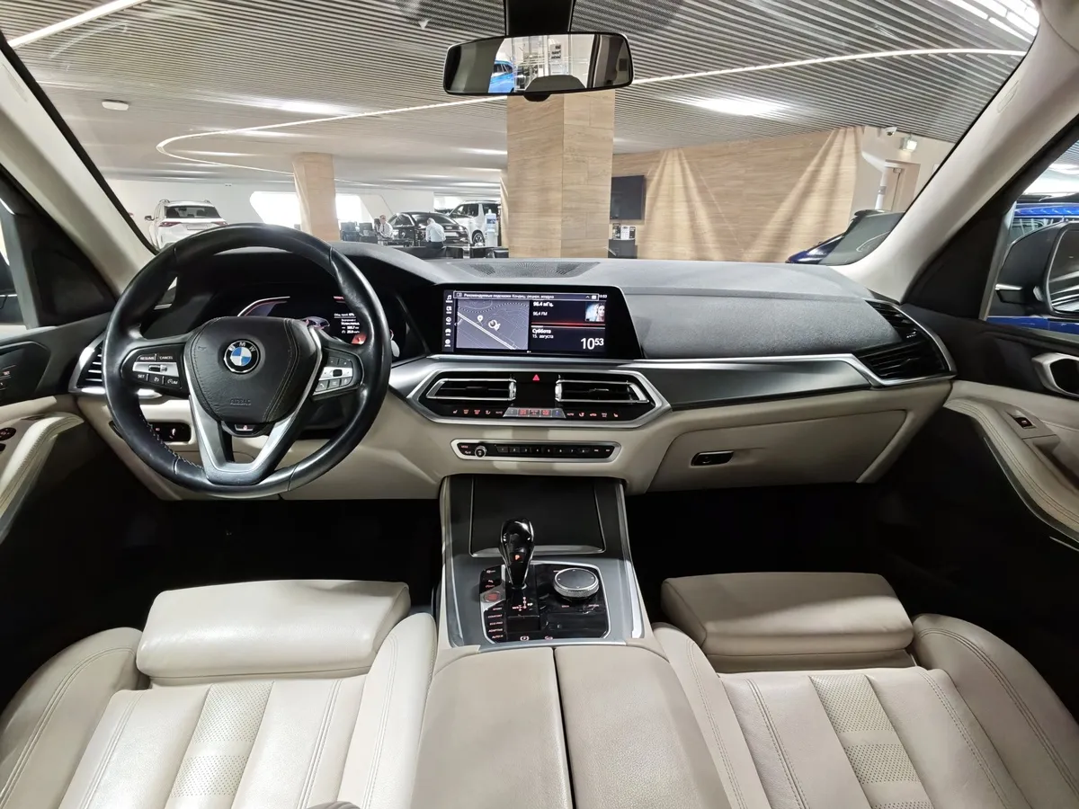 BMW X5 xDrive30d Steptronic (249 л.с.) Business Plus Серый в АВИЛОН. Слайд №10