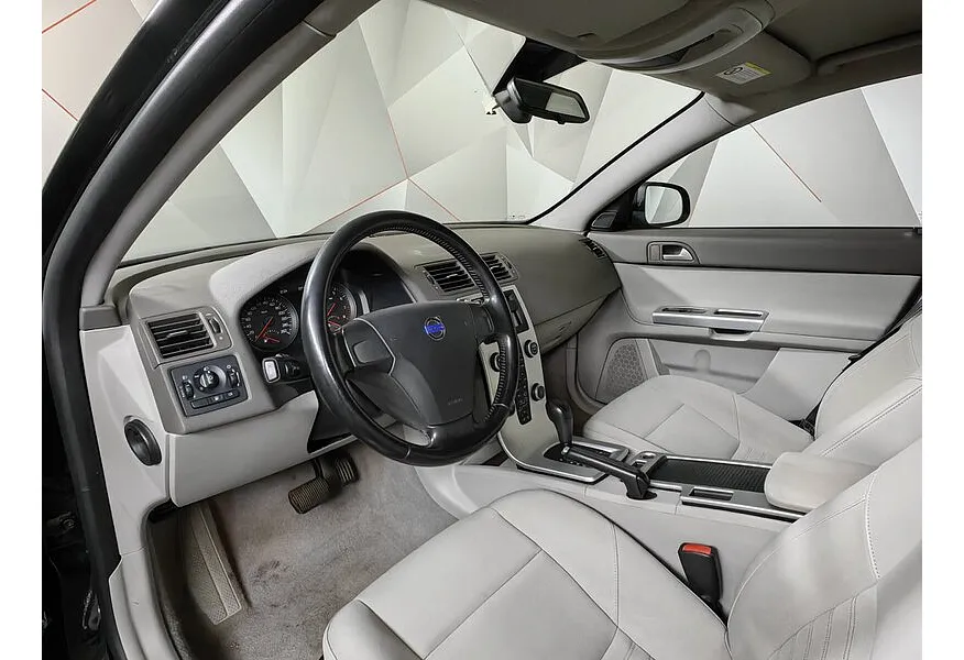 Volvo S40 2.0 Powershift (145 л.с.) Черный в АВИЛОН. Слайд №14