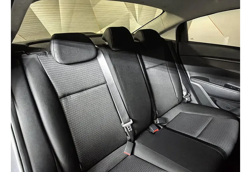 Kia Rio 1.6 AT (123 л.с.) Prestige Серый в АВИЛОН. Слайд №16