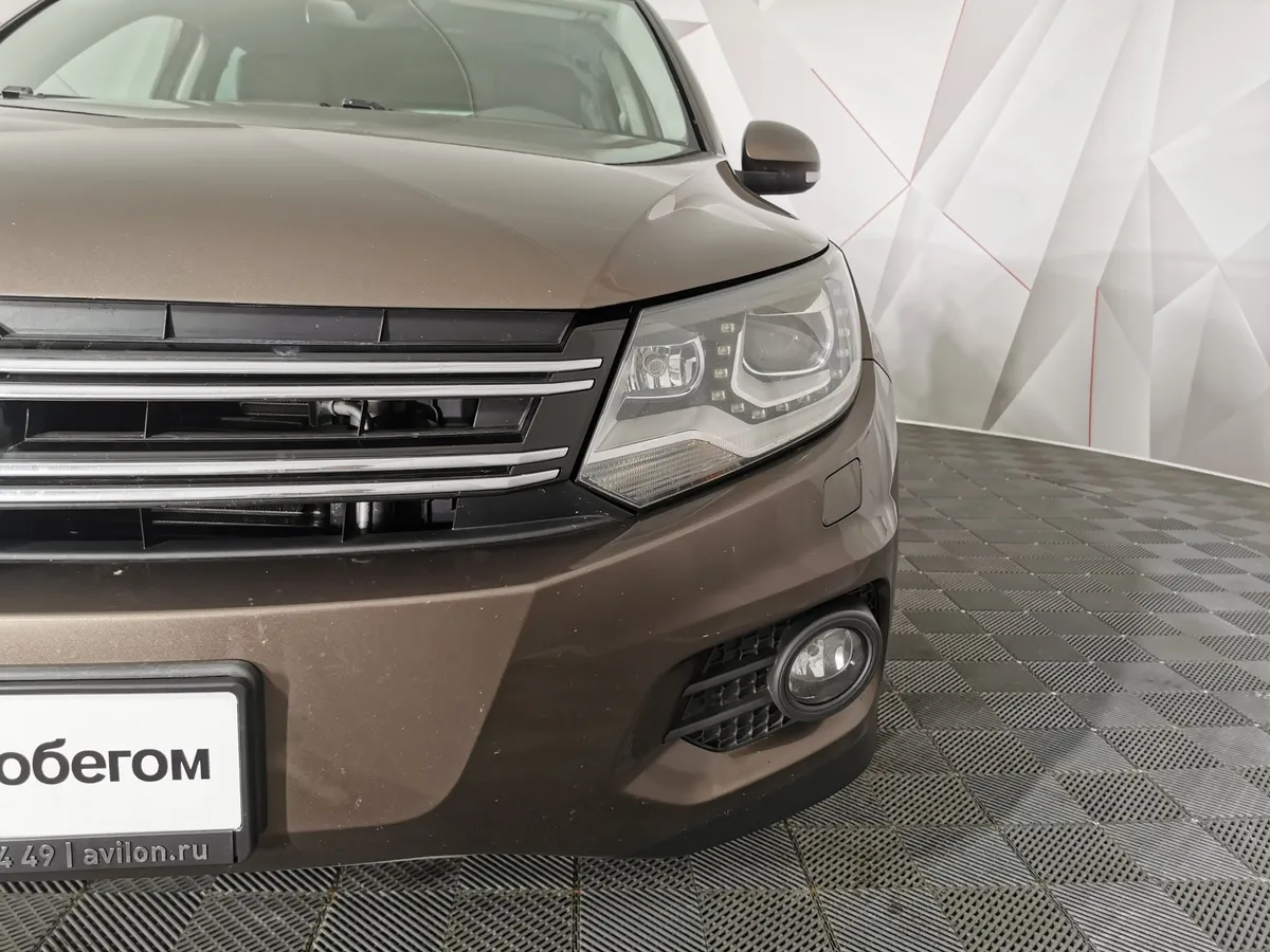 Volkswagen Tiguan 2.0 TSI 4Motion AT (170 л.с.) Track & Field Коричневый в АВИЛОН. Слайд №10