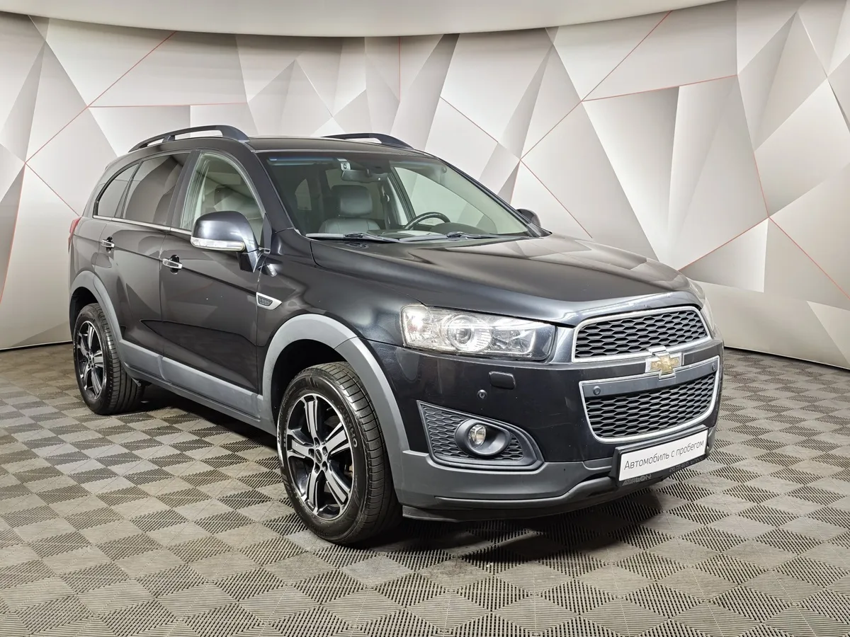 Chevrolet Captiva 2.4 AT (5 мест) (167 л.с.) LT Черный в АВИЛОН. Слайд №3