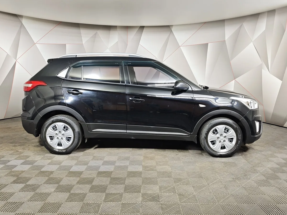 Hyundai Creta 1.6 AT (123 л.с.) Active + Light + Winter Черный в АВИЛОН. Слайд №6