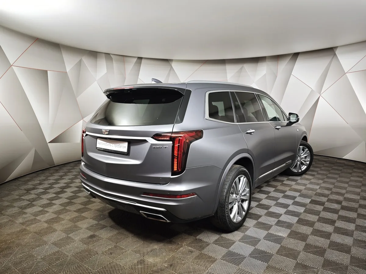 Cadillac XT6 2.0T AT AWD (200 л.с.) Premium Luxury Черный в АВИЛОН. Слайд №2