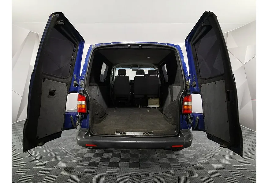 Volkswagen Transporter 2.0 TDI 5MT L1H1 (102л.с.) Синий в АВИЛОН. Слайд №11