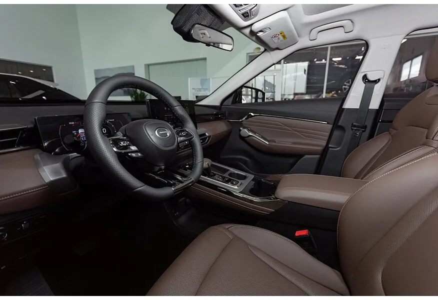 GAC GS4 2.0T 8AT 4WD (231 л.с.) GL Серебристый в АВИЛОН. Слайд №16