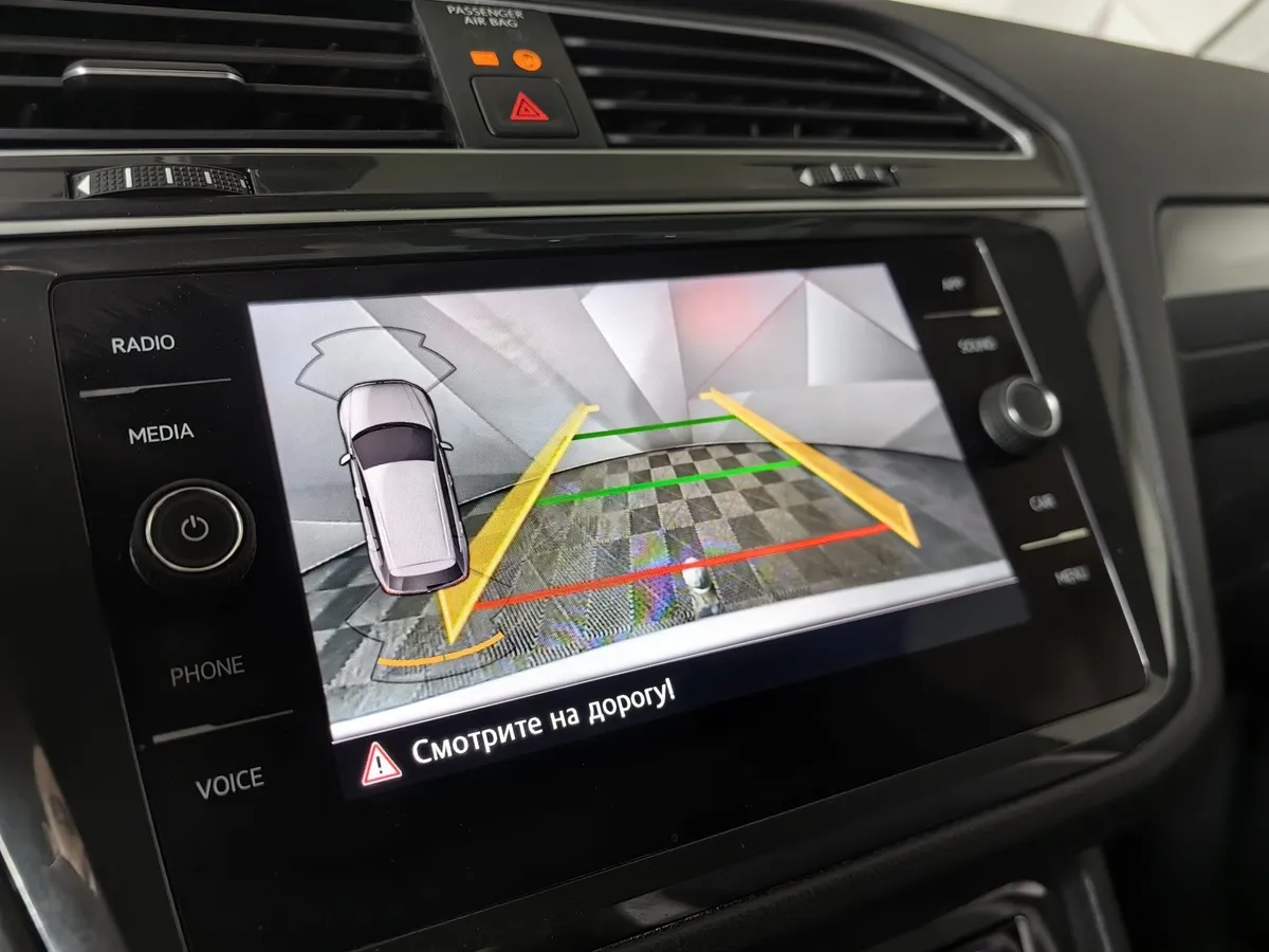 Volkswagen Tiguan 2.0 TDI 4Motion DSG (150 л.с.) OFFROAD Серый в АВИЛОН. Слайд №21