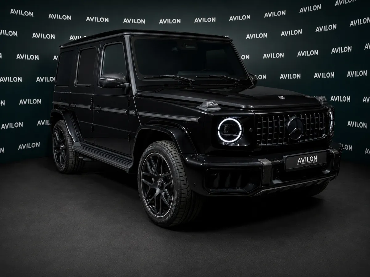 Mercedes-Benz G-Класс G 63 AMG Speedshift 4Matic (585 л.с.) Черный в АВИЛОН. Слайд №2