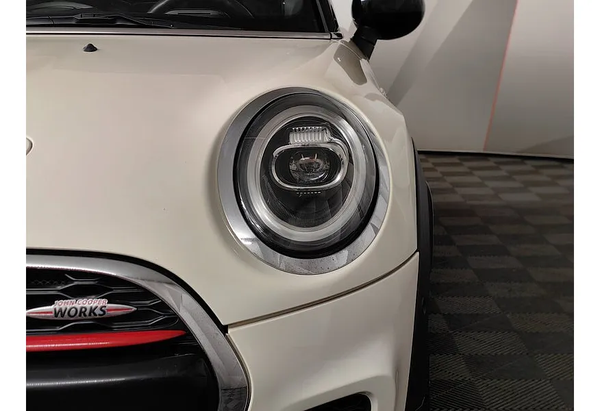 MINI 3 двери JCW 2.0 AT (231 л.с.) Белый в АВИЛОН. Слайд №8