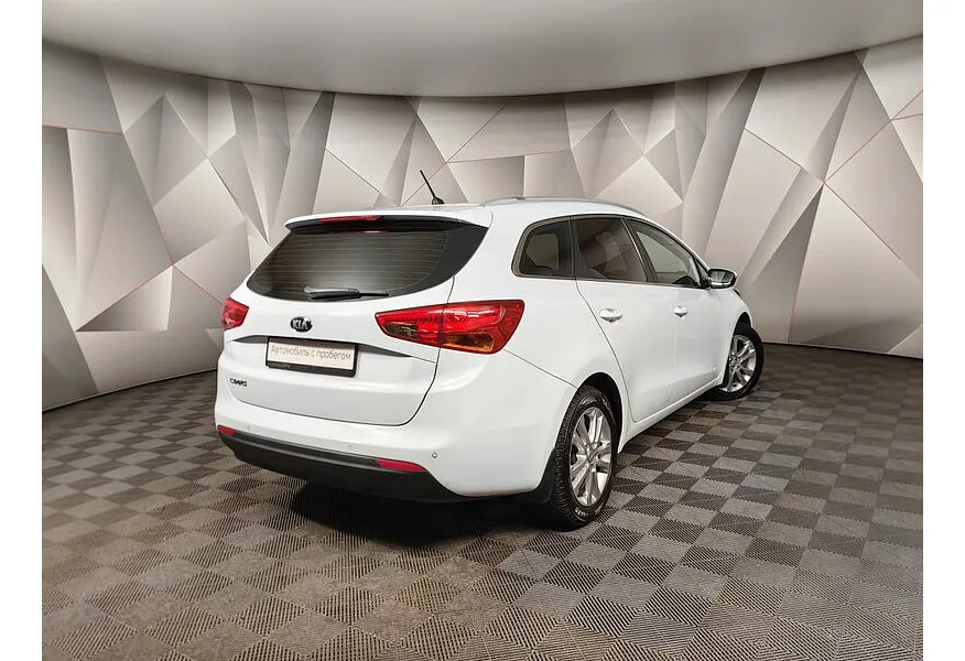 Kia Ceed 1.6 AT (129 л.с.) Белый в АВИЛОН. Слайд №2 Kia Ceed 1.6 AT (129 л.с.) Белый в АВИЛОН. Слайд №2
