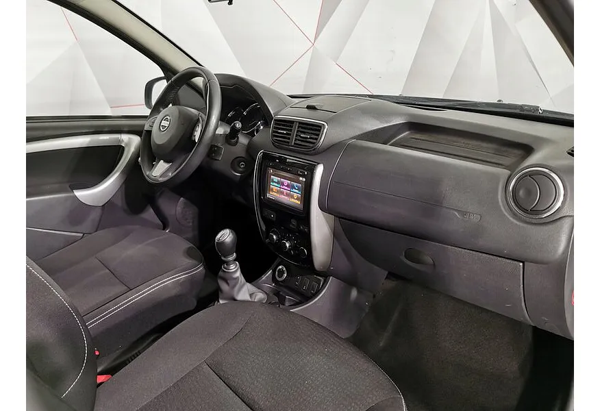 Nissan Terrano 2.0 MT AWD (143 л.с.) Серый в АВИЛОН. Слайд №13