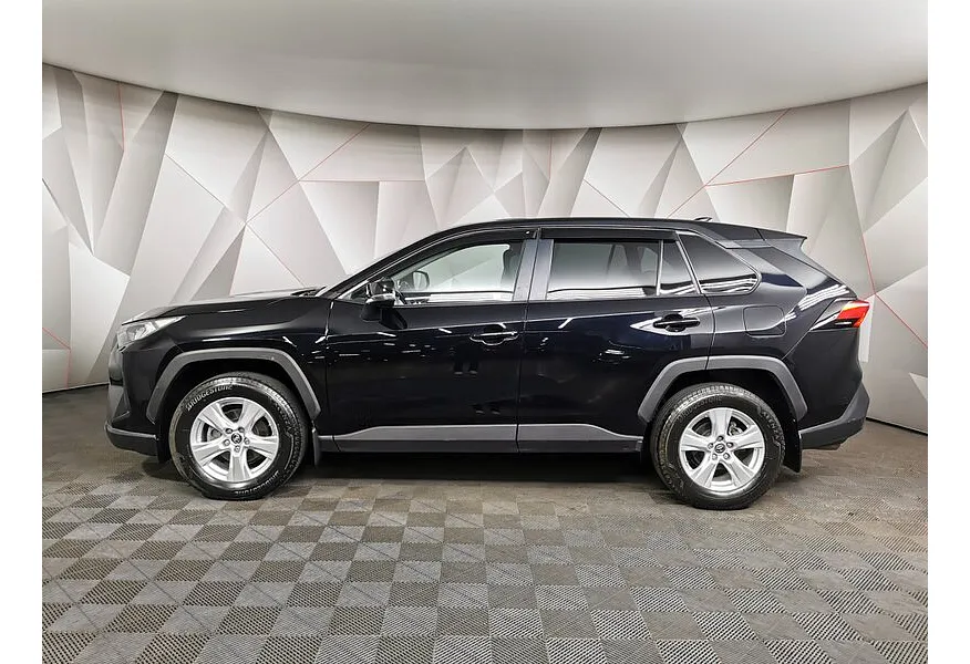 Toyota RAV4 2.0i MT (149 л.с.) Черный в АВИЛОН. Слайд №5