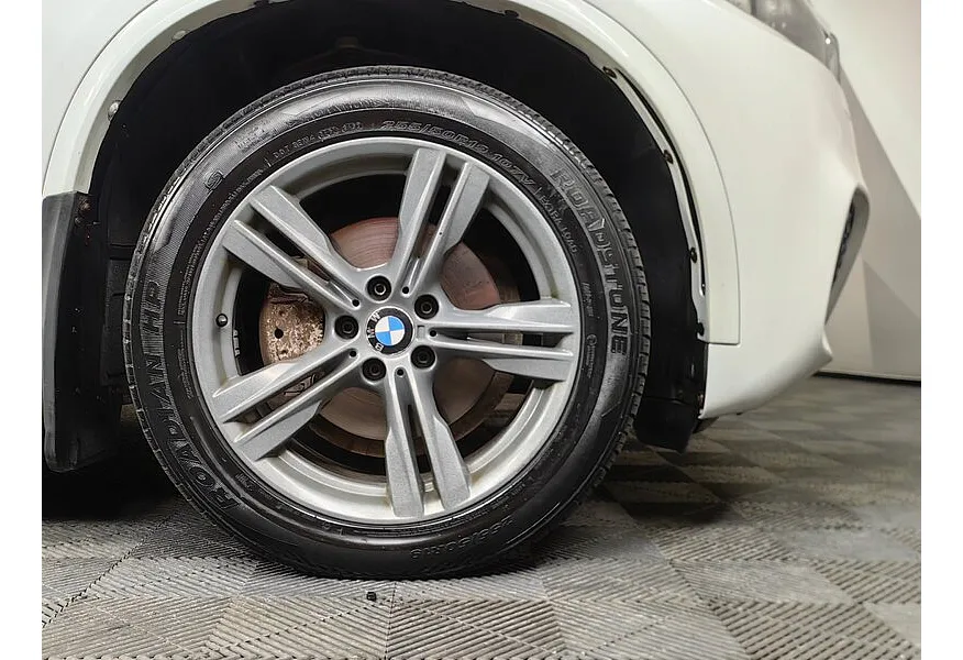 BMW X5 xDrive30d Steptronic (249 л.с.) Белый в АВИЛОН. Слайд №7