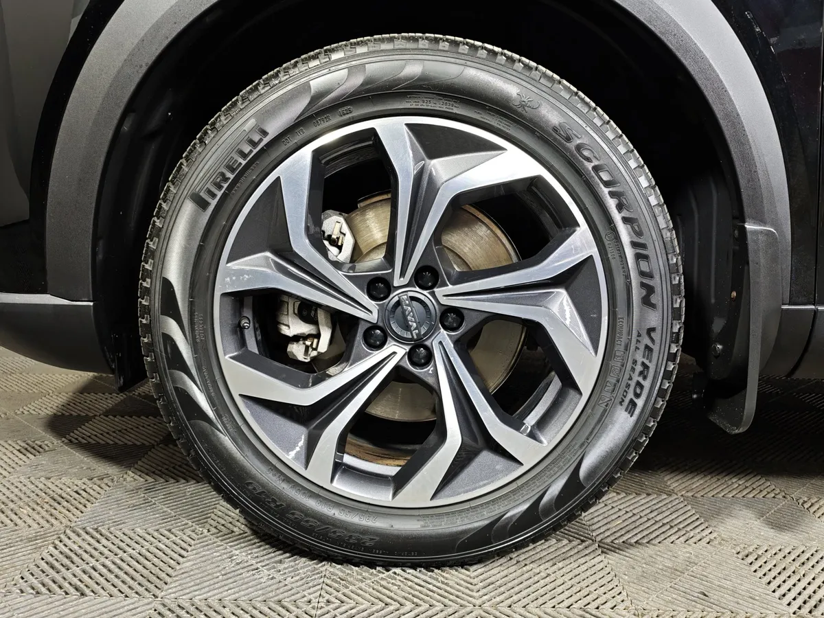 Haval F7x 2.0 DCT 4WD (192 л.с.) Tech Plus Черный в АВИЛОН. Слайд №9