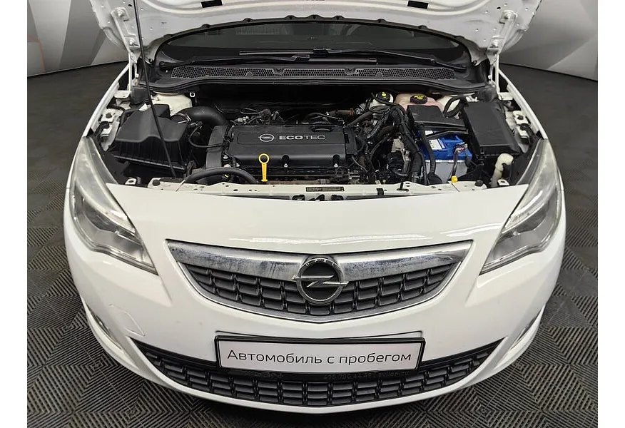 Opel Astra 1.6 AT (115 л.с.) Белый в АВИЛОН. Слайд №11
