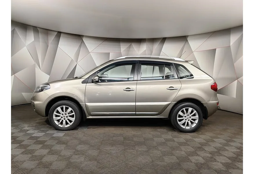 LIVE. Слайд №3