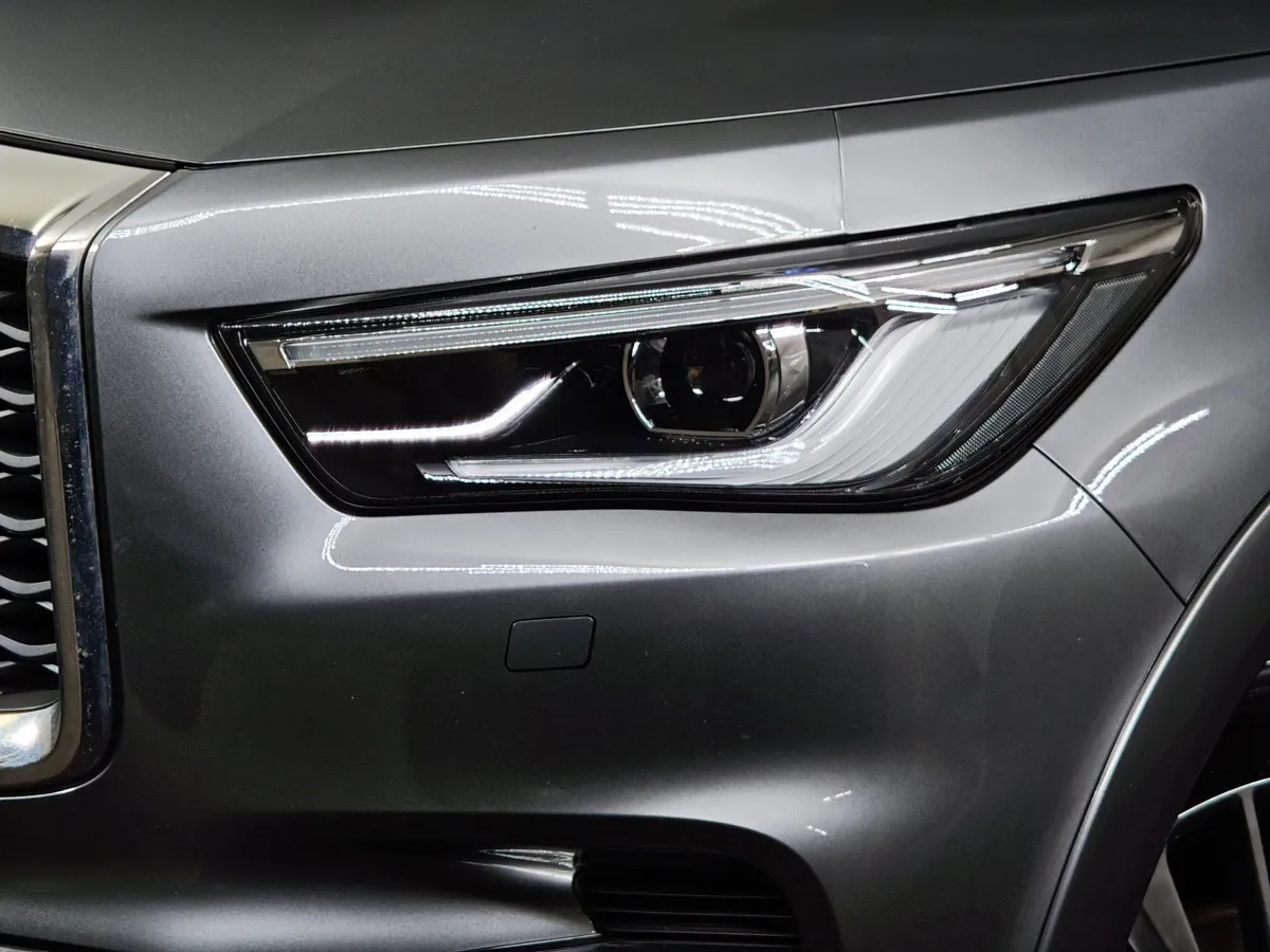 Infiniti QX80 5.6 АТ AWD (405 л.с.) Серый в АВИЛОН. Слайд №10