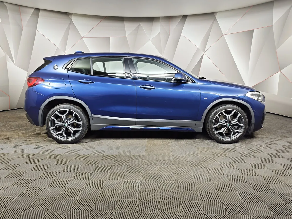 BMW X2 20i xDrive AT (192 л.с.) M Sport X Синий в АВИЛОН. Слайд №5