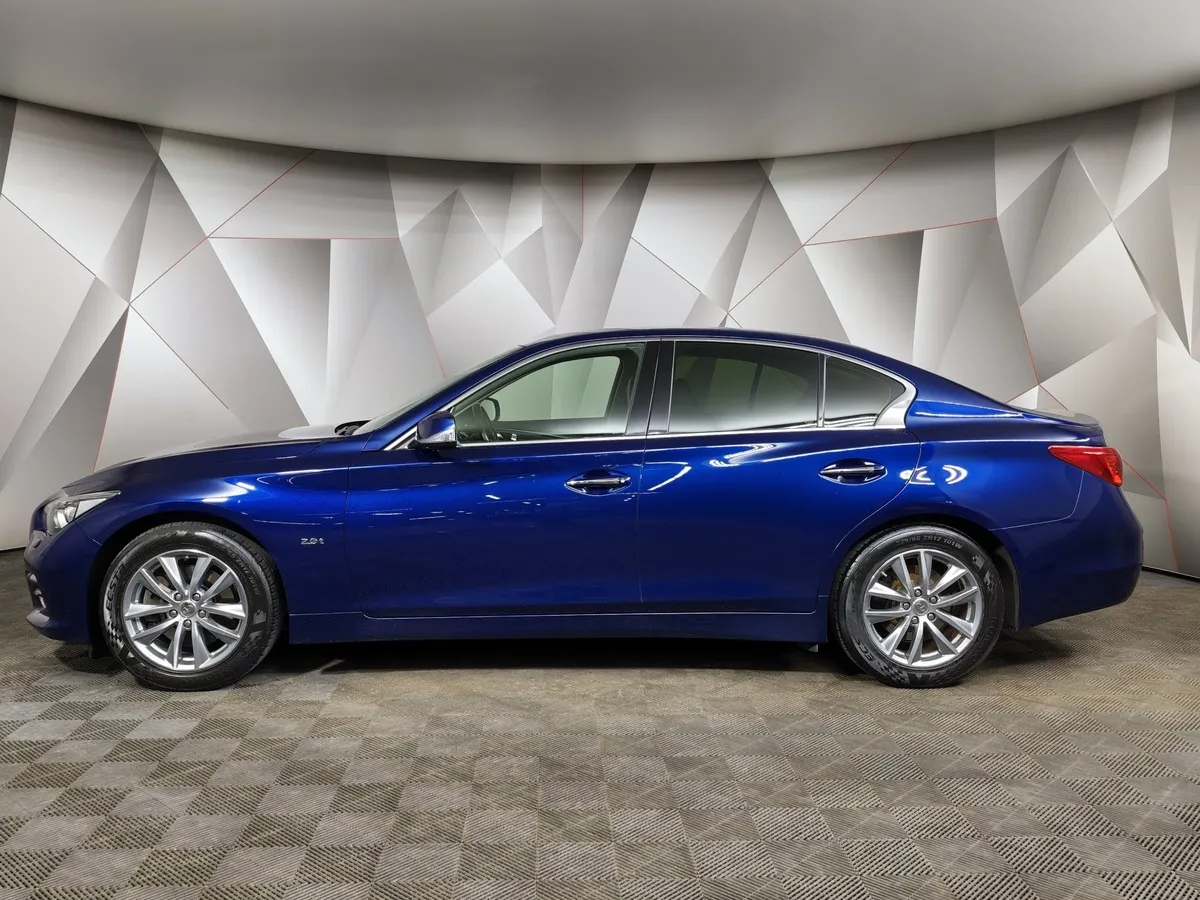 Infiniti Q50 2.0 T AT (211 л.с.) Синий в АВИЛОН. Слайд №5