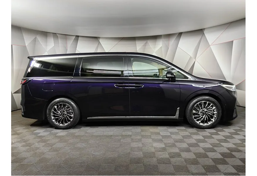 Voyah Dreamer EV AT AWD (435 л.с.) Фиолетовый в АВИЛОН. Слайд №6