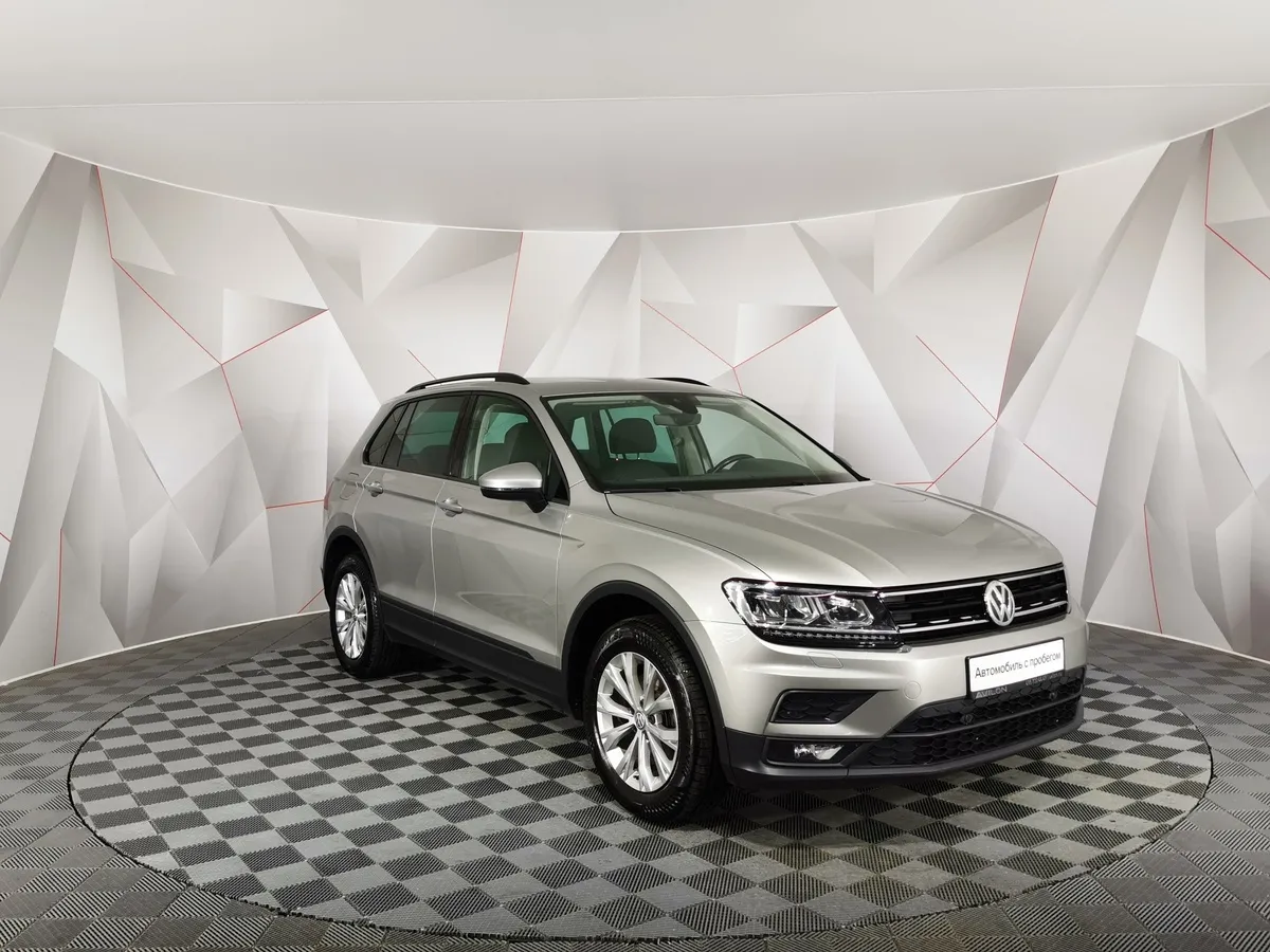 Volkswagen Tiguan 1.4 TSI BlueMotion DSG (150 л.с.) Comfortline Серый в АВИЛОН. Слайд №3