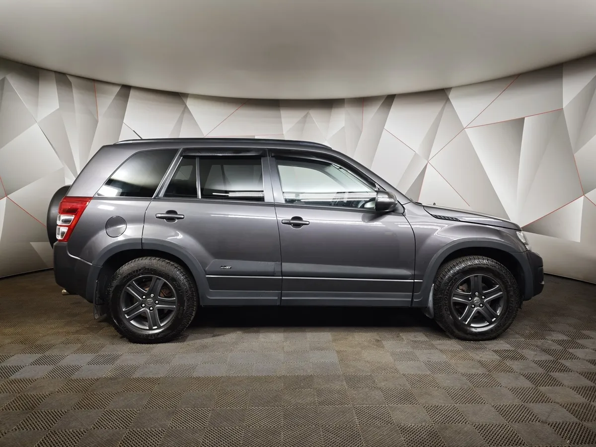 Suzuki Grand Vitara 2.4 AT AWD (169 л.с.) Серый в АВИЛОН. Слайд №6